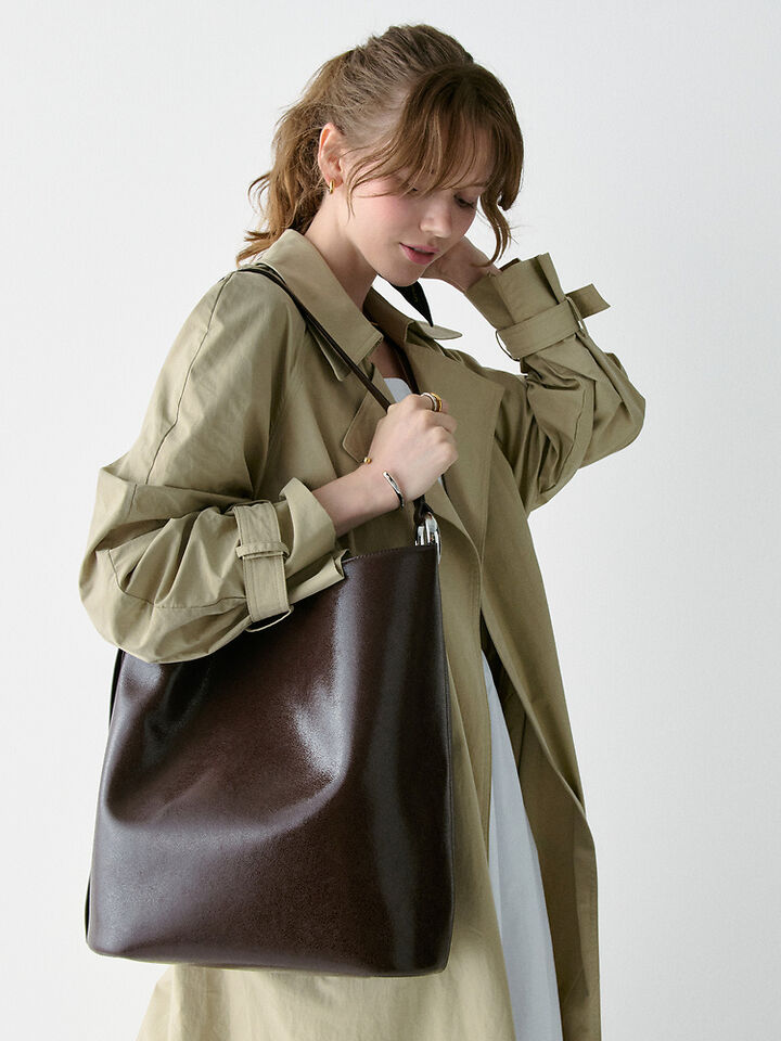 Halo Glazed Leather Large Bucket Bag