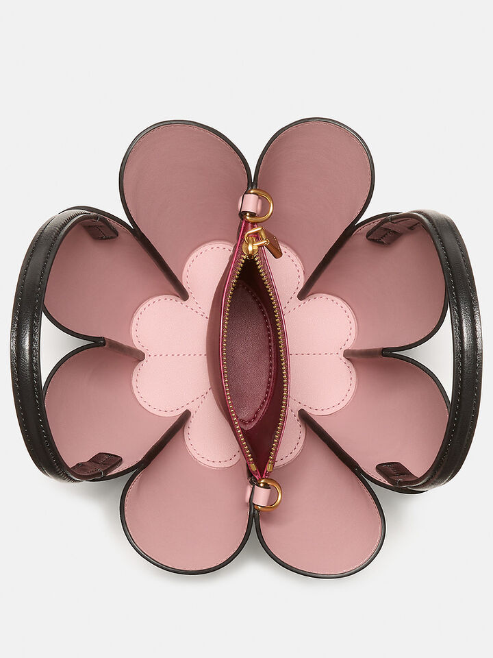 The Spade Flower Bucket Bag, BLACK, hi-res image number 4